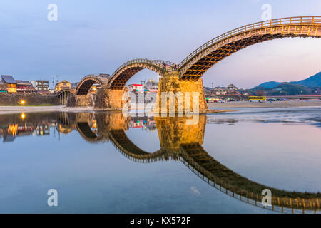 Kintaikyo Iwakuni, Japan in der Brücke. Stockfoto