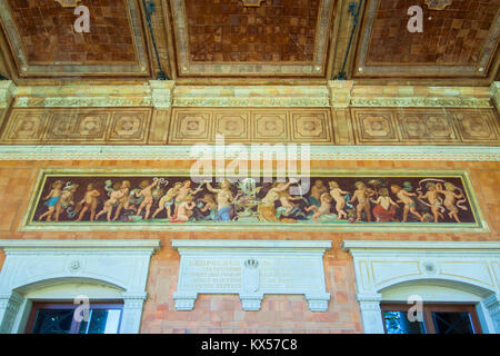 BRD, Baden-Württemberg, Baden-Baden, Trinkhalle, erbaut 1839-42 von Heinrich Hübsch, Wandelhalle mit Wandbildern, sie stellen Szenen aus Mythen und Sa Stockfoto