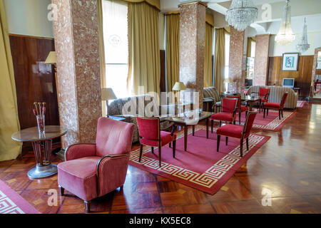 Coimbra Portugal,Altstadt,Astoria Hotel,1926,Wahrzeichen,Pariser Jugendstil,Arte Nova,Architektur,Adaes Bermudes,Innenbereich,Lobby,Möbel Stockfoto