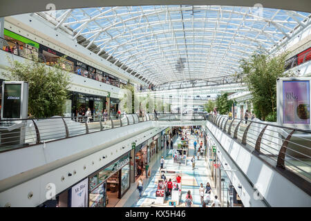 Lissabon Portugal, Oriente, Parque das Nacoes, Park der Nationen, Centro Vasco da Gama Einkaufszentrum, Zentrum, Einkaufspassage, innen, mehrere Ebenen, Glas, Metall Stockfoto