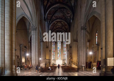 Italienische gotischen Kathedrale dei Santi Pietro e Donato (Kathedrale von St. Peter und St. Donatus) im historischen Zentrum von Arezzo, Toskana, Italien. 5 Augus Stockfoto