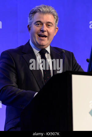 MP Brandon Lewis in einer Rede auf einer Konferenz 2016 in London. Er war Vorsitzender der Konservativen Partei & Minister ohne Geschäftsbereich im Jahr 2018 ernannt. Stockfoto