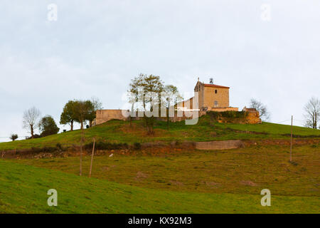 Kirche der Virgen del Fresno (Santuario de la Virgen del Fresno) in El Fresno, Asturien, Spanien Stockfoto