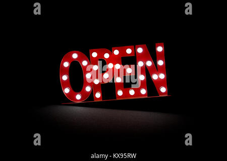 Anmelden öffnen. business Zeichen dafür, dass der sagt: "Wir sind offen" Stockfoto