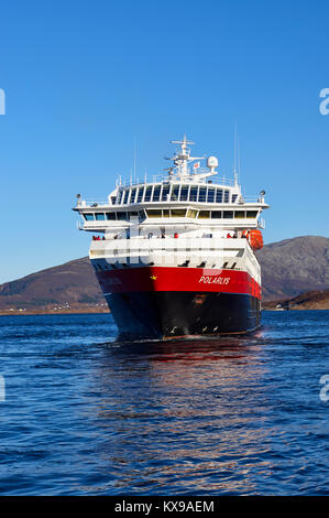 MS Polarlys, Hurtigruten, Küsten Express in Sandnessjoen, Alstahaug, Nordland, Norwegen Stockfoto