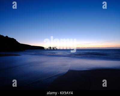 Porthcurno Strand und der Blick Richtung Logan Rock Beginn 6. Januar 2018 Stockfoto