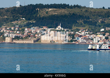 Kilitbahir Schloss in Canakkale, Türkei. Der Blick von Asien über Europa Stockfoto