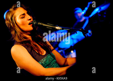 Der amerikanische Sänger, Songschreiber und Pianist Sara Bareilles führt ein Live Konzert bei Vega in Kopenhagen Dänemark 22/05 2008. Stockfoto