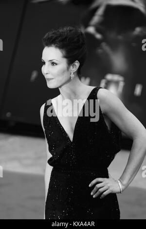 LONDON - 31. MAI 2012: Noomi Rapace (Bild digital geändert werden monochrom) besucht die Prometheus-UK Film Premiere im Empire Leicester Square Stockfoto