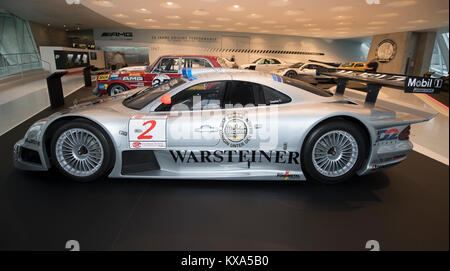 Ausstellung von slected Autos des AMG Niederlassung bei Mercedes Museum Stuttgart. Stockfoto