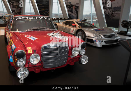 Ausstellung von slected Autos des AMG Niederlassung bei Mercedes Museum Stuttgart. Stockfoto