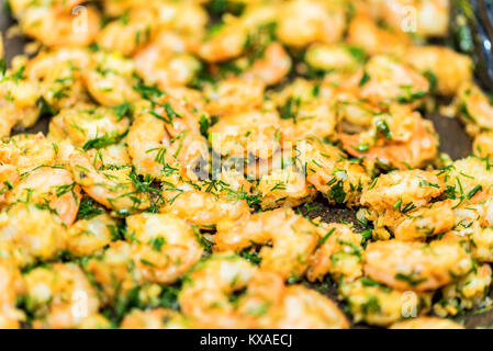 Close-up von Garnelen gebraten in der Pfanne Stockfoto