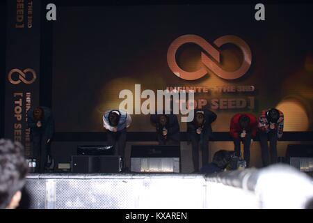 Seoul, Korea. 08 Jan, 2018. Unendliche Förderung für Ihr 3. Album "TOP SAATGUT" in Seoul, Korea am 08. Januar 2018. (China und Korea Rechte) Credit: TopPhoto/Alamy leben Nachrichten Stockfoto