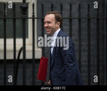 Downing Street, London, UK. 9 Jan, 2018. Minister der Regierung Alte und Neue in Downing Street für die wöchentliche Kabinettssitzung am Tag nach der Kabinettsumbildung. Matt Hancock, Staatssekretär für Kultur, Medien und Sport, ankommen. Credit: Malcolm Park/Alamy Leben Nachrichten. Stockfoto