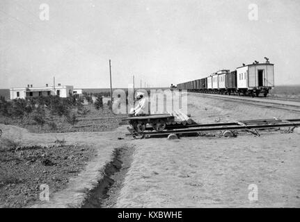Der Titel bezieht sich auf ein nicht identifiziertes oder nicht übersetztes Dokument. Unzureichende Daten verhindern eine endgültige Beschreibung des Ursprungs, des Gegenstands oder des Kontextes. Stockfoto