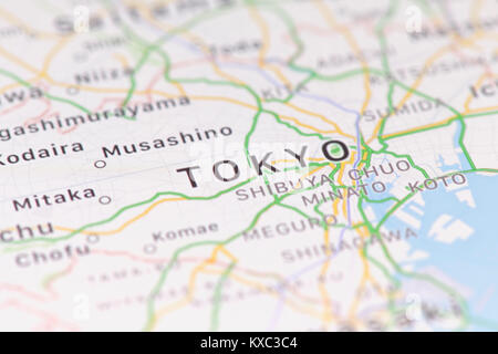 Nahaufnahme der Tokyo City Karte auf dem Bildschirm von einem GPS-Gerät, Apple iPhone App "Karten" Stockfoto