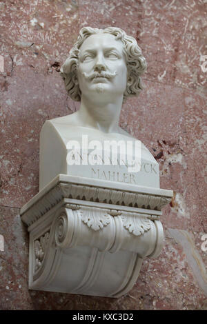 Der flämische Maler Anthony van Dyck (Anthonis van Dyck). Marmorbüste des deutschen Bildhauers Christian Daniel Rauch (1812) in der Ruhmeshalle der Walhalla-Gedenkstätte bei Regensburg in Bayern. Stockfoto