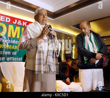 Jammu, Indien. 08 Jan, 2018. Nitish Kumar indischen Politikerin von Janta Dal United (JDU) und Chief Minister von Bihar visits heute in Jammu. Credit: Shilpa Thakur/Pacific Press/Alamy leben Nachrichten Stockfoto