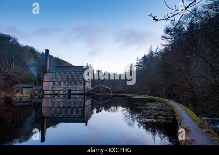 Gibson Mill Hardcastle Crags Stockfoto