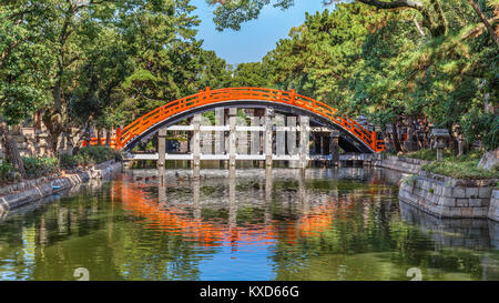 Taiko Bashi (Drum Bridge oder formal die ori Bashi") an der Sumiyoshi Grand Schrein in Osaka, Japan, Osaka, Japan - 24. Oktober: Taiko Bashi in Osaka, Japan Stockfoto