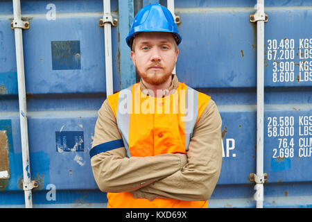 Portrait von selbstbewussten jungen Techniker Stockfoto