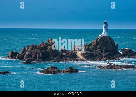 La Corbiere Leuchtturm, Jersey, Channel Islands, Großbritannien Stockfoto