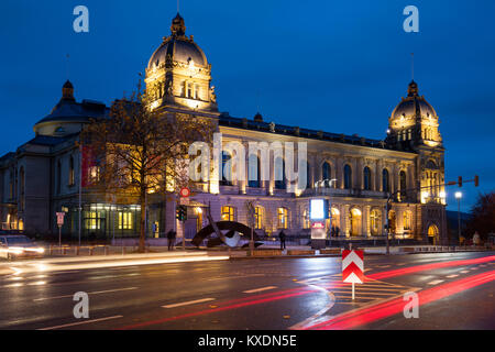 Historisches Rathaus, Nachtaufnahme, Wuppertal, Bergisches Land, Nordrhein-Westfalen, Deutschland Stockfoto