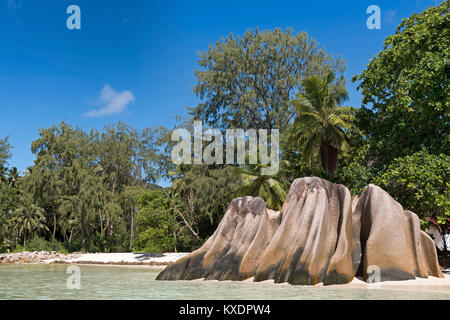 Granit Felsen am Strand Anse Source D'Argent, La Digue, Seychellen Stockfoto
