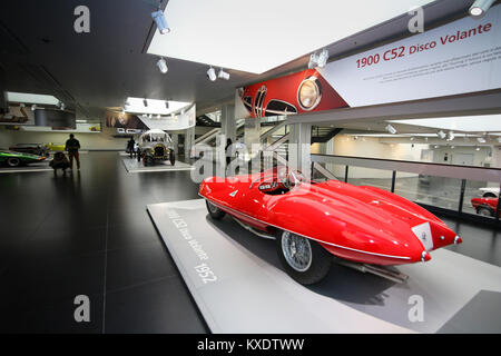 Ein super Alfa Romeo 1900 C 52 Disco Volante Modell auf Anzeige an das Historische Museum Alfa Romeo Stockfoto