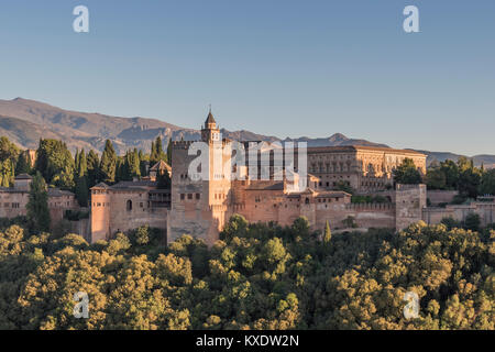 Blick auf die Alhambra vom Mirador de San Nicolas, Granada, Spanien Stockfoto