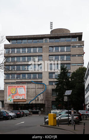 Köln, Deutschland, der bezirksrat Haus in Rodenkirchen, die mit Asbest belastet ist, wird im Jahr 2020 abgerissen werden. Köln, Deutschland, das mit Stockfoto