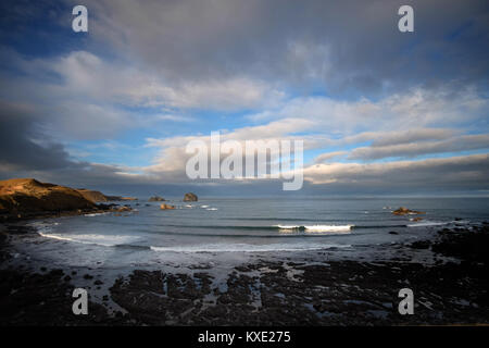 Perfekte Wellen in der Nähe von Durness Stockfoto