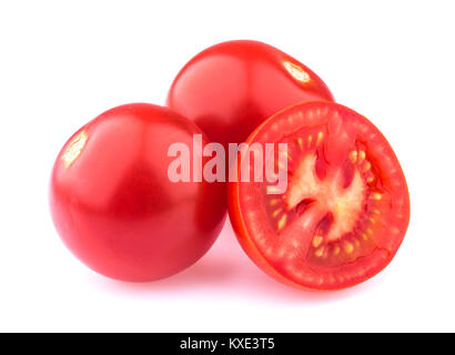 Gruppe von Kirschtomaten auf weißem Hintergrund. Nahaufnahme Stockfoto