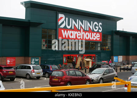 Allgemeine Ansichten des neuen Bunnings Warehouse Stores in Chichester, West Sussex, UK. Stockfoto