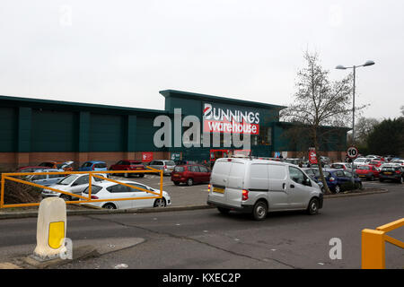 Allgemeine Ansichten des neuen Bunnings Warehouse Stores in Chichester, West Sussex, UK. Stockfoto