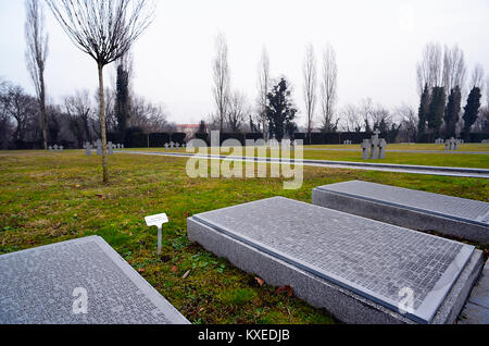 Zagreb, Kroatien. Die monumentale Friedhof Mirogoj. Deutscher Soldatenfriedhof. Stockfoto