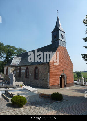 Alembon (Pas-de-Calais) église Saint-Pierre, Fassade Stockfoto