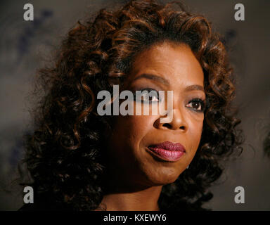 Oprah Winfrey die Teilnahme an der Elie Wiesel Foundation for Humanity Award Dinner im Waldorf Astoria Hotel in New York City. Mai 20, 2007 © RTMcbride/MedaPunch Stockfoto