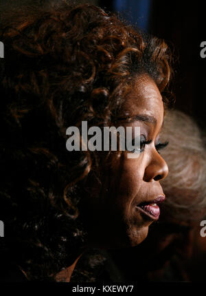 Oprah Winfrey die Teilnahme an der Elie Wiesel Foundation for Humanity Award Dinner im Waldorf Astoria Hotel in New York City. Mai 20, 2007 © RTMcbride/MedaPunch Stockfoto