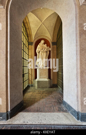 Der hl. Rosa von Lima und Kind - Santa Sabina - Rom Stockfoto