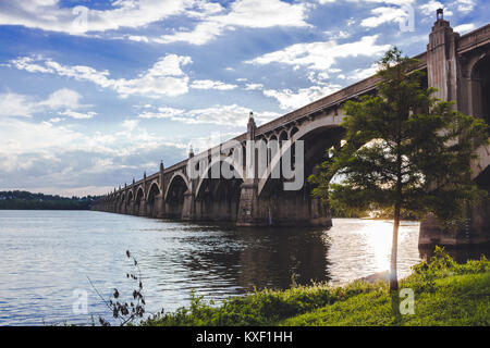 Veterans Memorial Brücke über den Susquehanna River, die Verknüpfung von Columbia und Wrightsville Pennsylvania Stockfoto