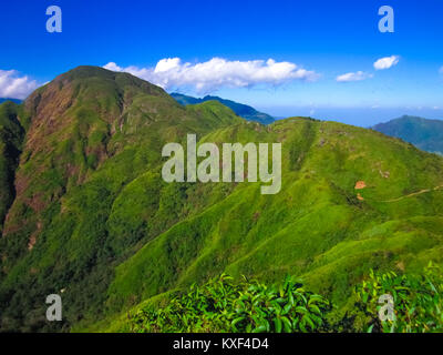 Der Gipfel schöne Landschaft der Fan Si Pan oder Phan Xi Pang Berg der höchste Berg in Indochina in Sapa Vietnam Stockfoto