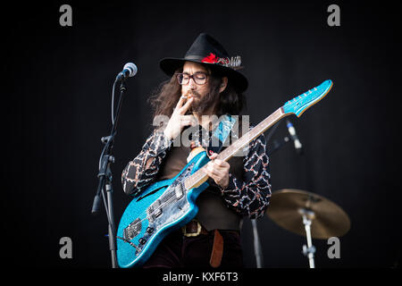 Die amerikanische Band der Geist eines Saber Tooth Tiger führt ein Live Konzert in der spanischen Musik Festival Primavera Sound 2015 in Barcelona. Hier Sänger und Gitarrist Sean Lennon ist live auf der Bühne. Spanien, 30/06 2015. Stockfoto