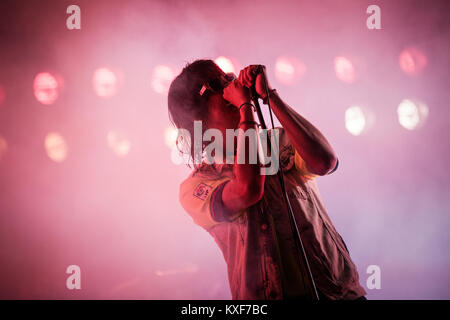 Die amerikanische Rockband The Anschläge führt ein Live Konzert in der spanischen Musik Festival Primavera Sound 2015 in Barcelona. Hier Sänger Julian Casablancas wird dargestellt, live auf der Bühne. Spanien, 31/06 2015. Stockfoto