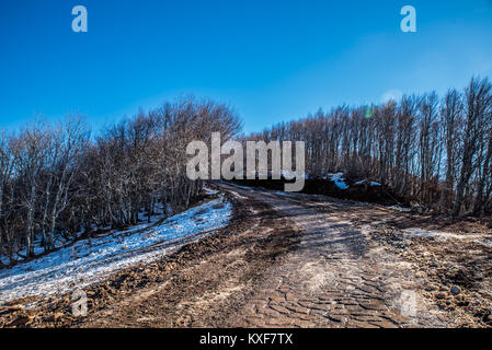 Chania von Skigebiet Pilion mit ein wenig Schnee an einem sonnigen Tag Stockfoto