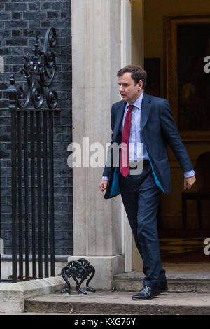 London, Großbritannien. 9 Jan, 2018. Greg Hände MP Blätter Downing Street 10, nachdem er als Staatsminister für Handel Politik an der Abteilung für Internationale Entwicklung bei der Umgruppierung des Junior Minister ernannten Premierminister Theresa May. Credit: Mark Kerrison/Alamy leben Nachrichten Stockfoto