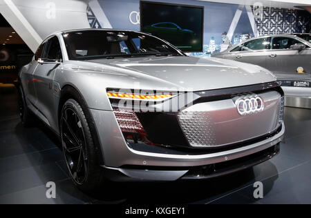 Brüssel. 10 Jan, 2018. Foto auf Jan. 10, 2018 zeigt der Audi Künstliche Intelligenz in den Medien Tag der 96th European Motor Show in Brüssel, Belgien. Credit: Ihr Pingfan/Xinhua/Alamy leben Nachrichten Stockfoto