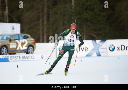 Ruhpolding, Deutschland. 10 Jan, 2018. Roman Rees in Aktion während der mens World Cup 20 km einzelne Rennen bei den IBU-WM in Ruhpolding Deutschland. Credit: Marcel Laponder/Alamy leben Nachrichten Stockfoto