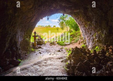 Blick vom Krematorium Höhle auf Ebene der Tonkrüge. Phonsavan. Laos. Stockfoto