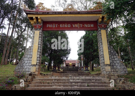 DALAT, VIETNAM - ca. Januar 2017 Linh Son Pagode Stockfoto